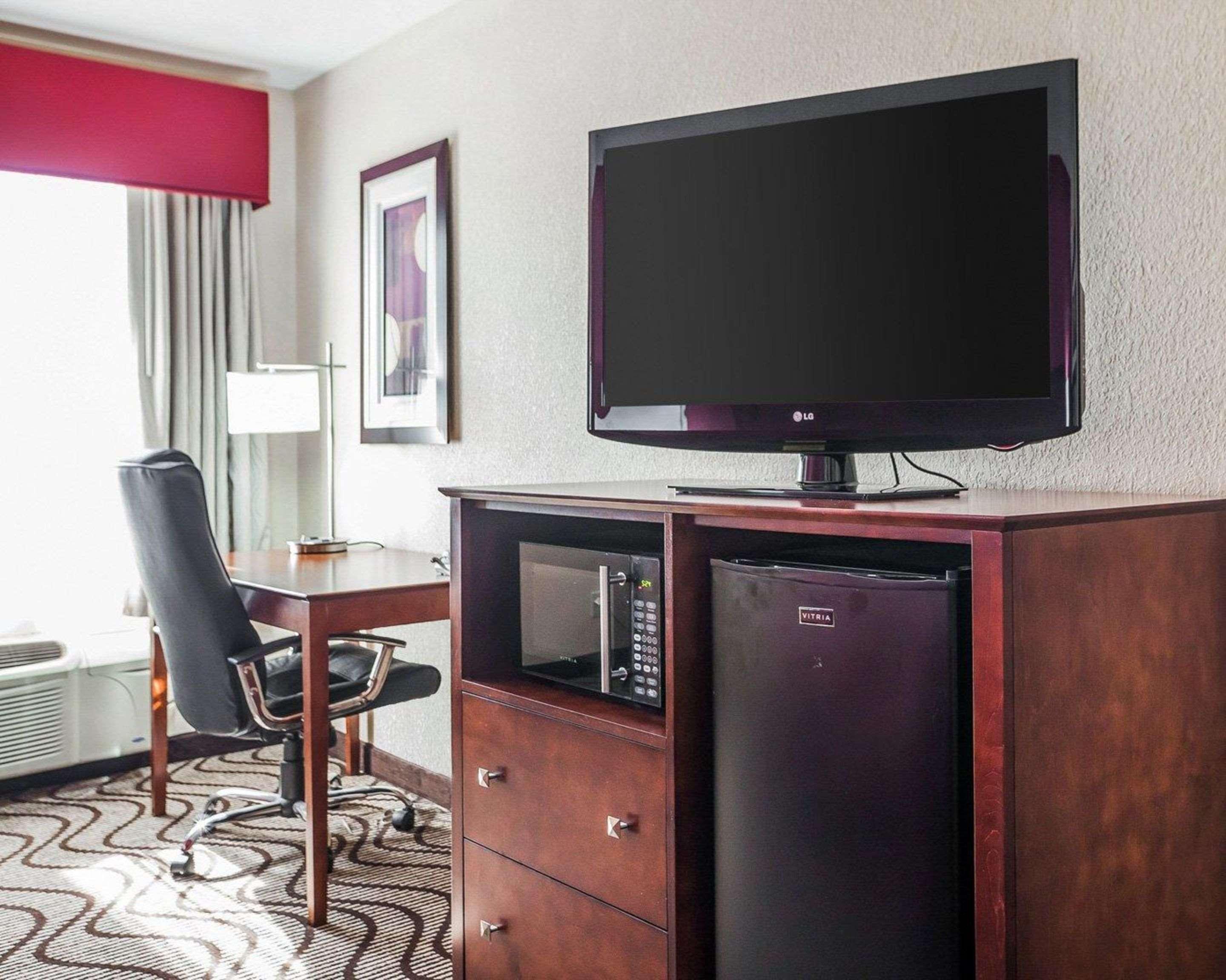 Quality Inn & Suites Altoona - Des Moines Екстериор снимка