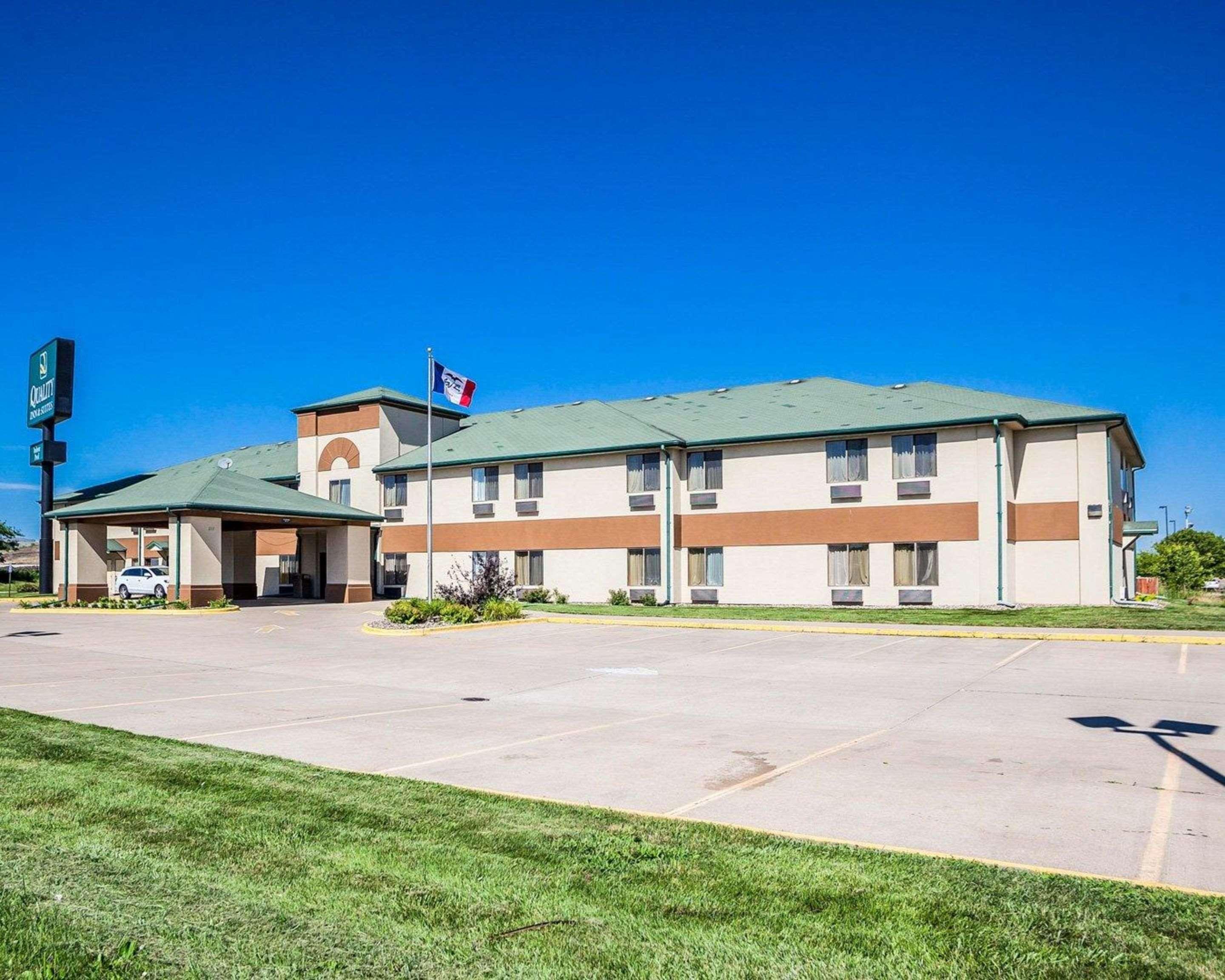 Quality Inn & Suites Altoona - Des Moines Екстериор снимка