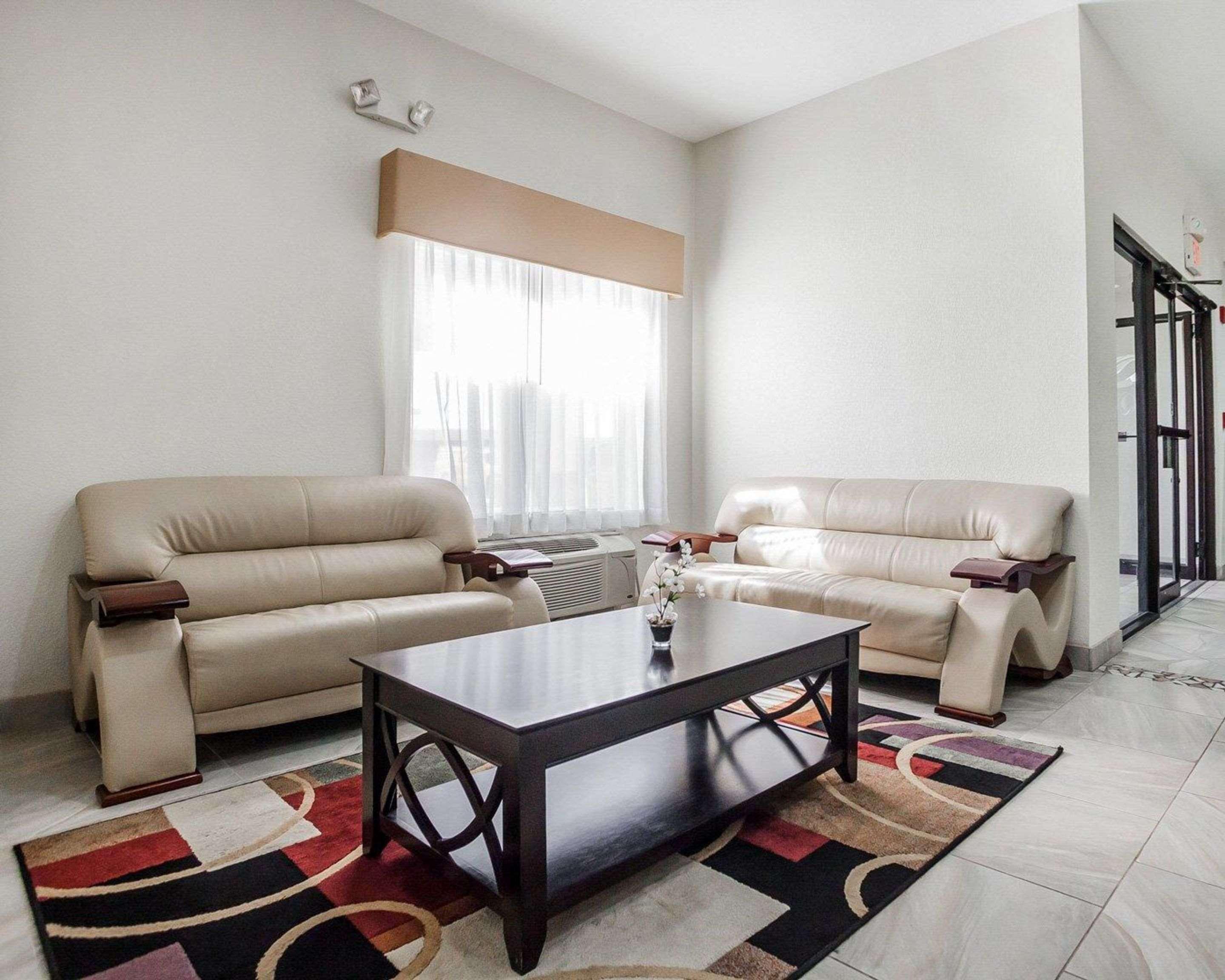 Quality Inn & Suites Altoona - Des Moines Екстериор снимка