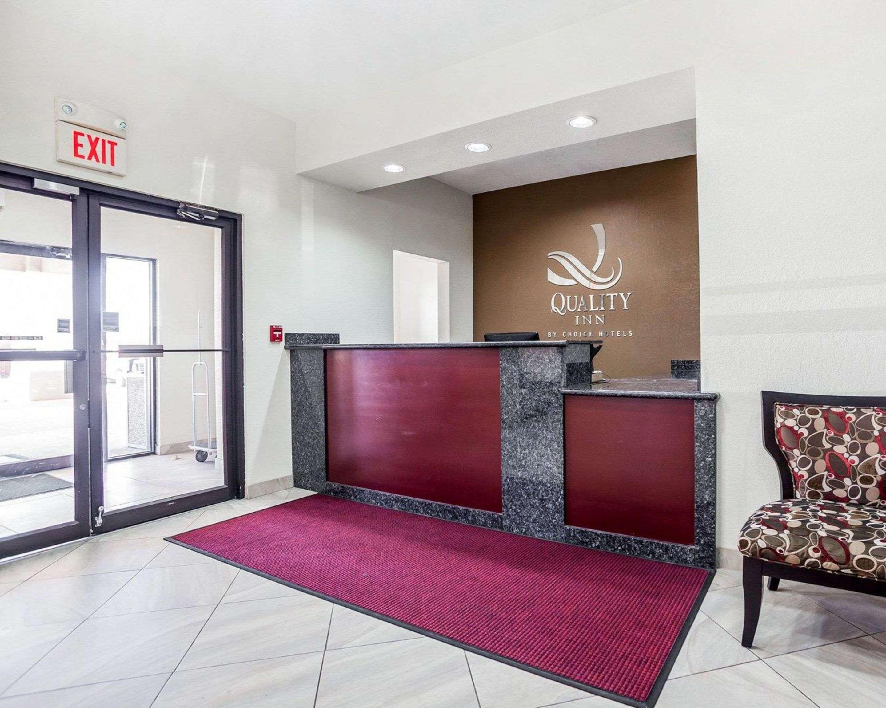 Quality Inn & Suites Altoona - Des Moines Екстериор снимка