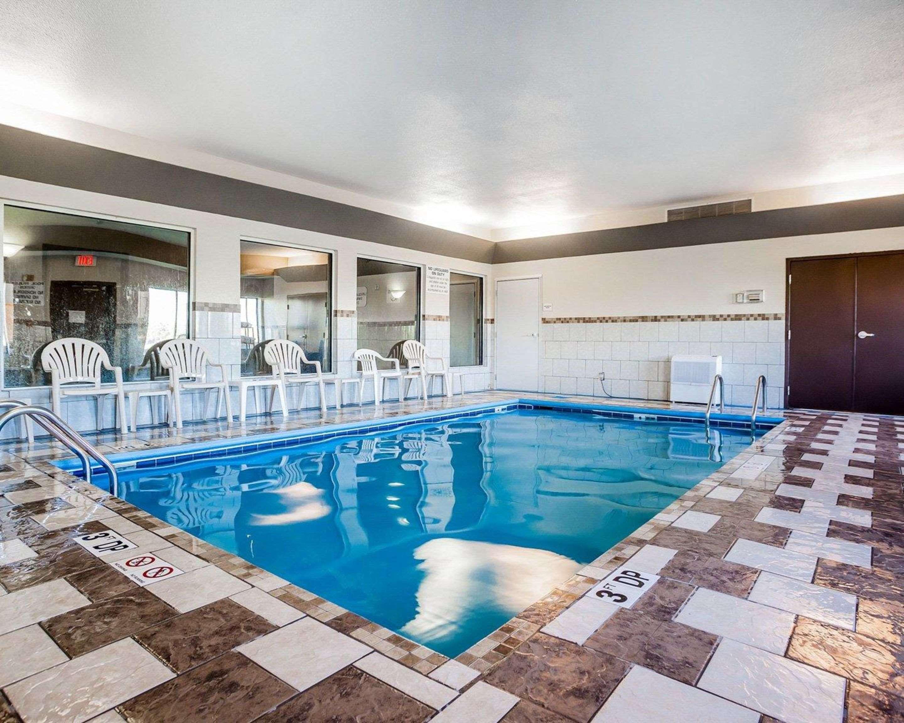 Quality Inn & Suites Altoona - Des Moines Екстериор снимка